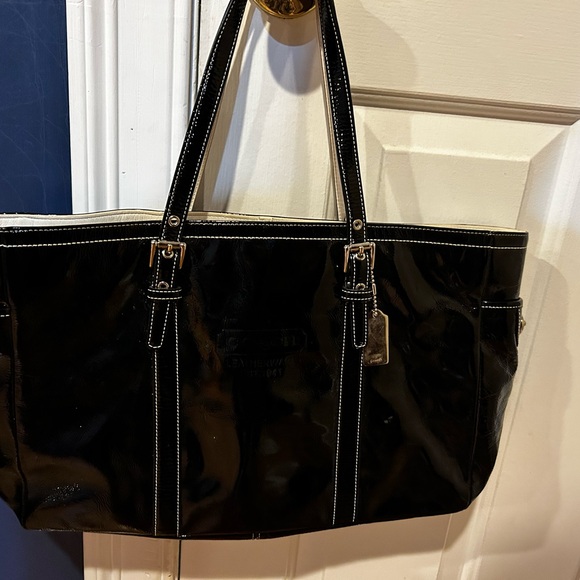 Gently used black pattern, leather coach tote - Picture 5 of 5